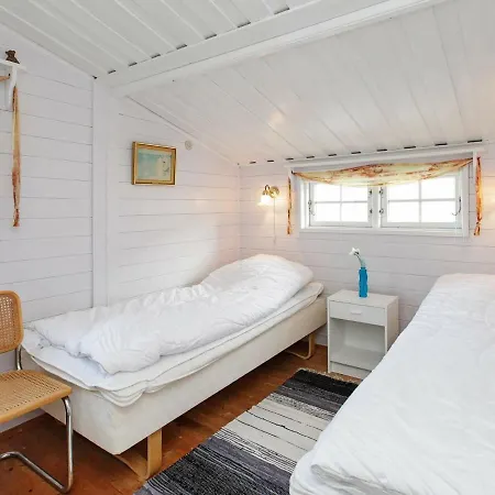 Two-bedroom In Struer 4