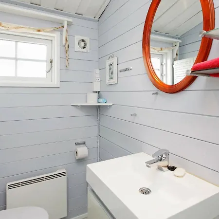 Two-bedroom In Struer 4 فندق