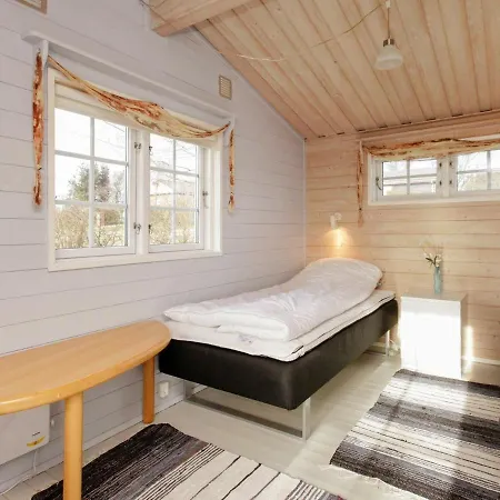 Two-bedroom In Struer 4